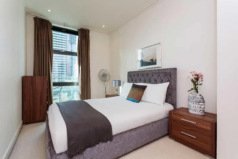 Oyo Home 30336 Discovery Dock New 2 Bed London
